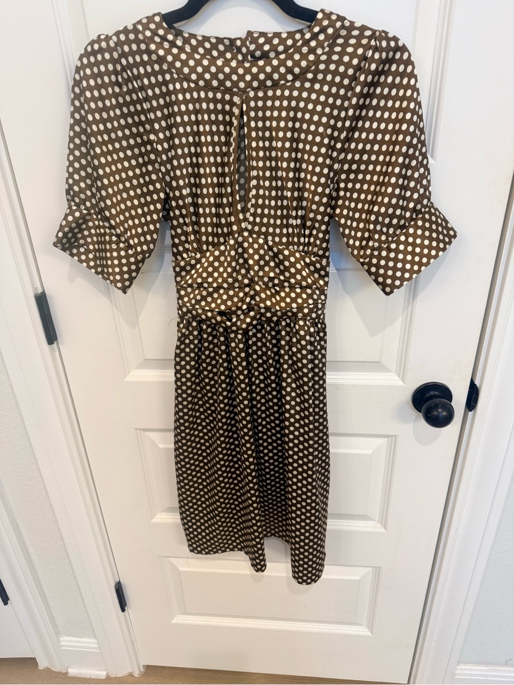BCBG Y2K Polka Dot Brown Dress with Puff Sleeves and key hole design